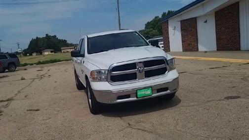 2019 RAM 1500 SLT