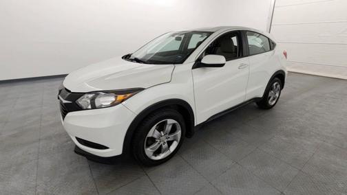 White Orchid Pearl 2017 Honda HR-V LX