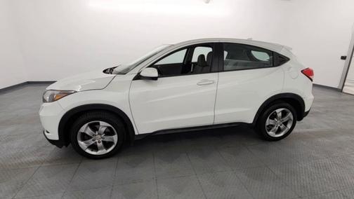 White Orchid Pearl 2017 Honda HR-V LX