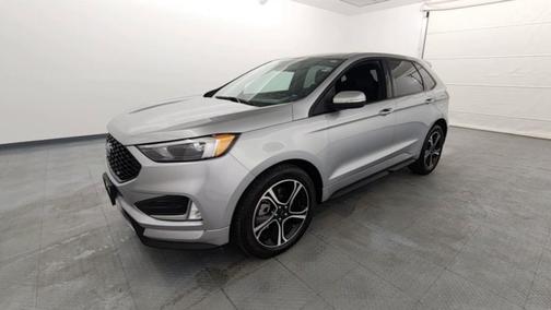 ICONIC SILVER 2023 Ford Edge ST