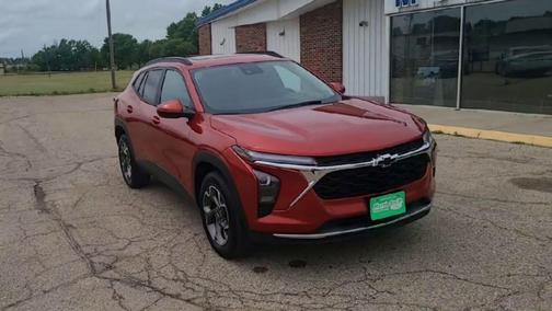 Cayenne Orange Metallic 2024 Chevrolet Trax LT