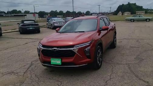 Cayenne Orange Metallic 2024 Chevrolet Trax LT