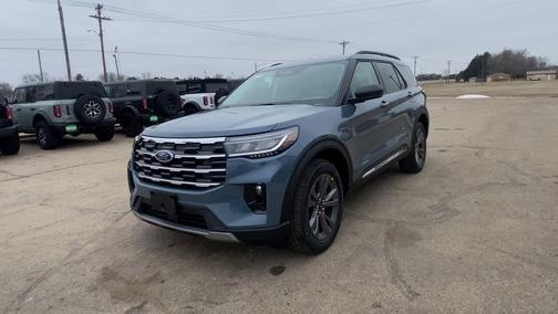 2025 Ford Explorer Active