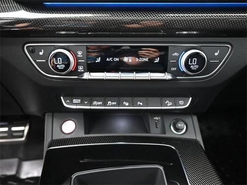 2024 Audi SQ5 3.0T Prestige