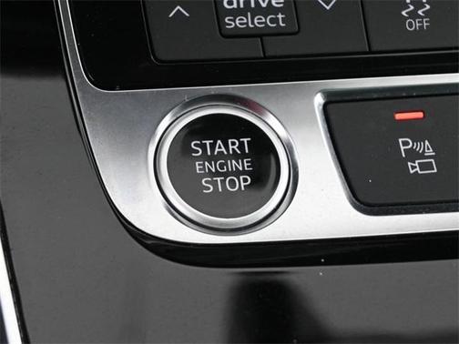 2024 Audi Q7 55 Premium Plus