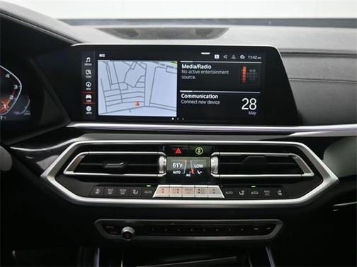 2023 BMW X5 M50i