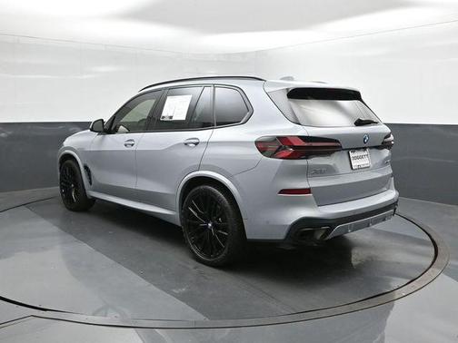 Brooklyn Gray Metallic 2024 BMW X5 sDrive40i