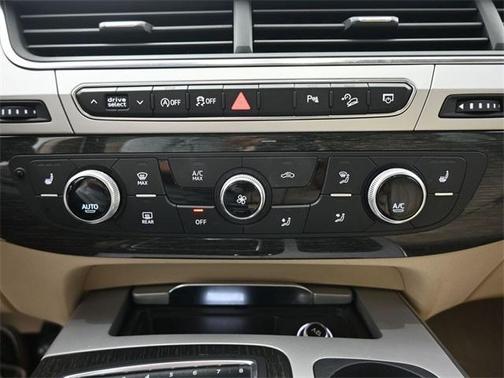 2019 Audi Q7 45 SE Premium
