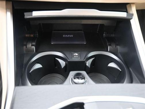 2024 BMW 330 i