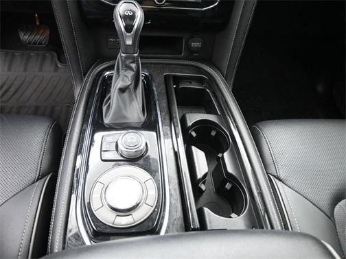 2020 INFINITI QX80 Luxe