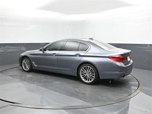 2020 BMW 530 i