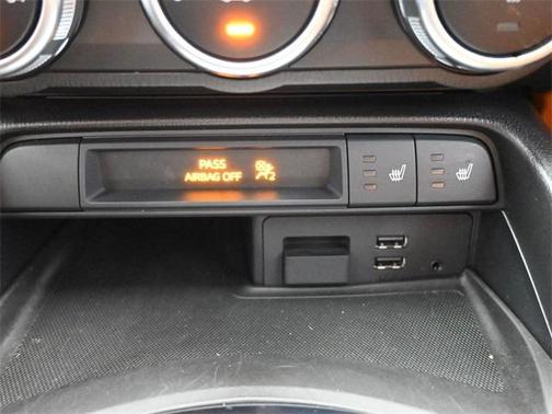 2019 FIAT 124 Spider Lusso