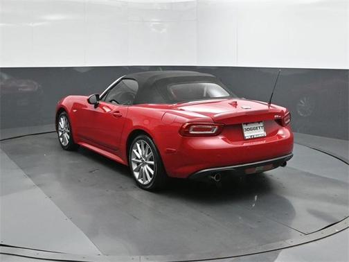 2019 FIAT 124 Spider Lusso