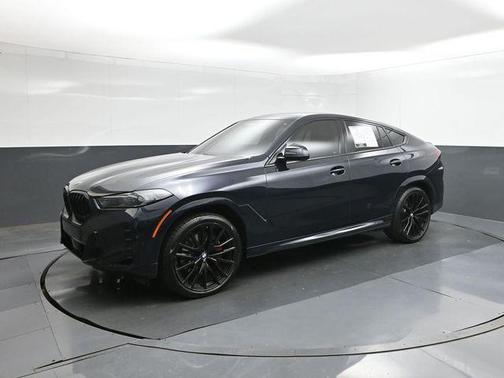 Carbon Black Metallic 2025 BMW X6 xDrive40i
