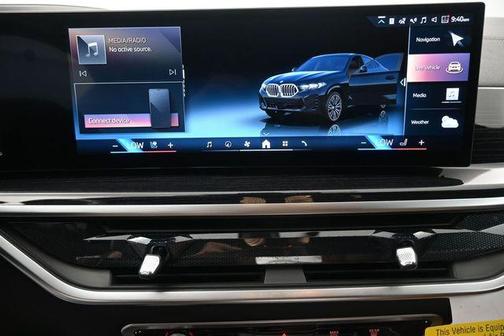 Carbon Black Metallic 2025 BMW X6 xDrive40i
