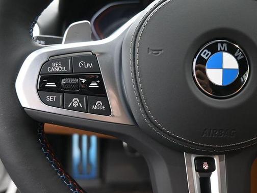 2026 BMW M850 i xDrive