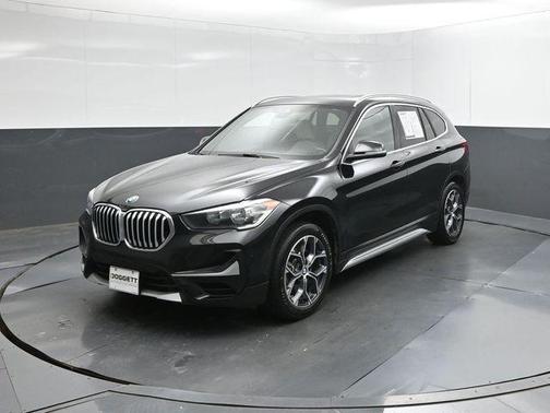 Black Sapphire Metallic 2021 BMW X1 xDrive28i