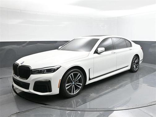 2022 BMW 750 i xDrive