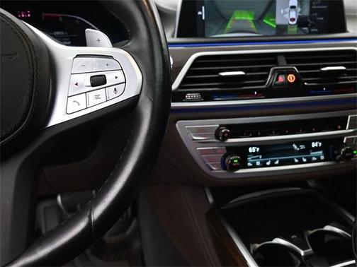 2022 BMW 750 i xDrive