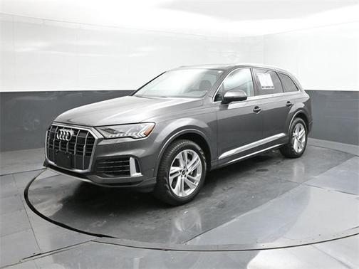 2024 Audi Q7 55 Premium Plus