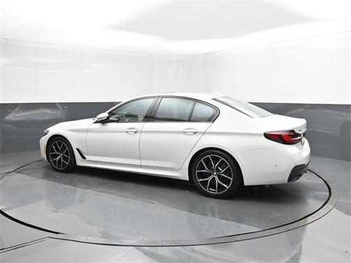 2022 BMW 530 i xDrive