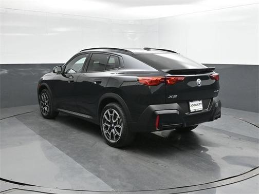 2025 BMW X2 xDrive28i