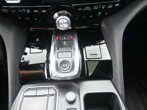 White 2023 Acura MDX Advance