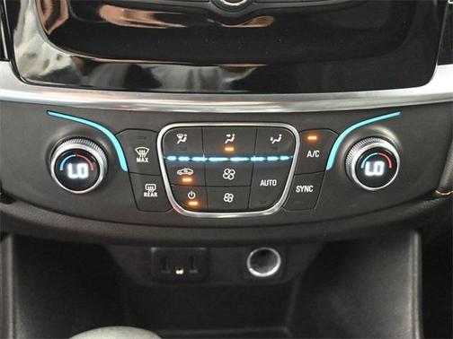 2021 Chevrolet Traverse LS