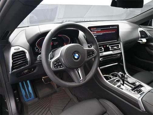 2026 BMW M850 i xDrive