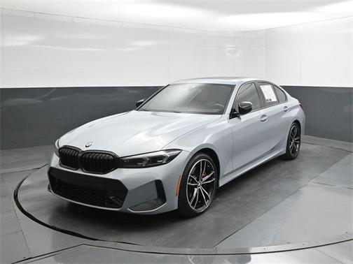 2023 BMW 330 i xDrive