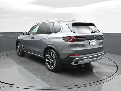 2026 BMW X5 sDrive40i
