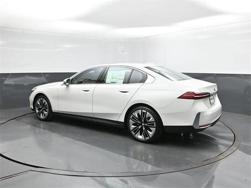 2026 BMW 530 i