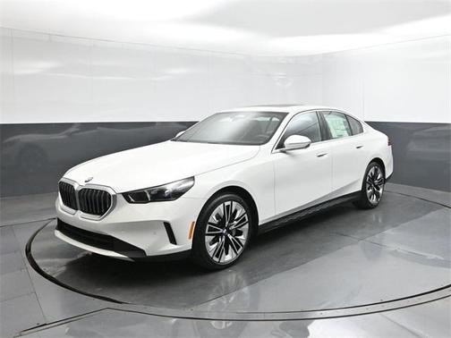 2026 BMW 530 i