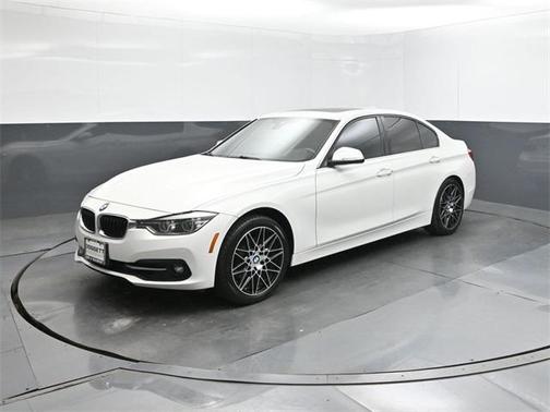 2018 BMW 330 i