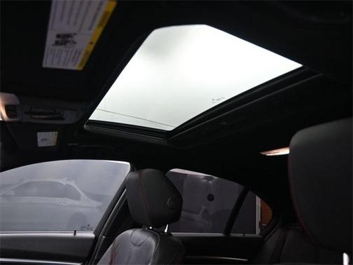 2018 BMW 330 i