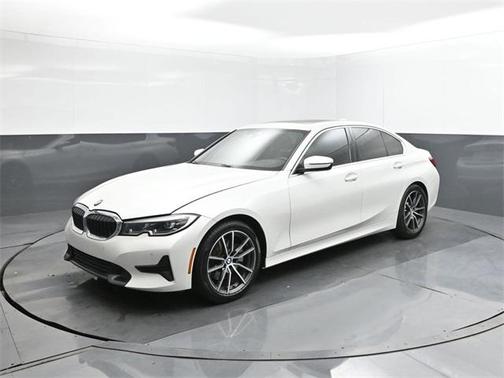 2021 BMW 330 i