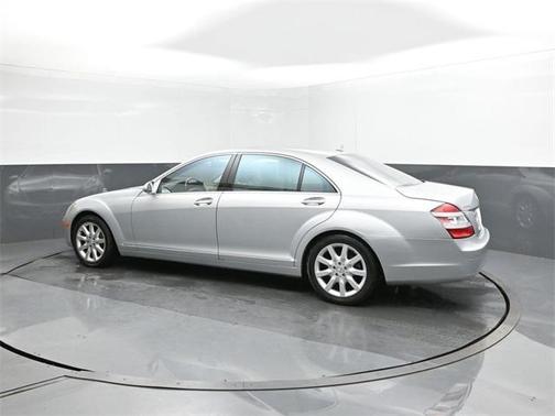 2007 Mercedes-Benz S-Class S 550