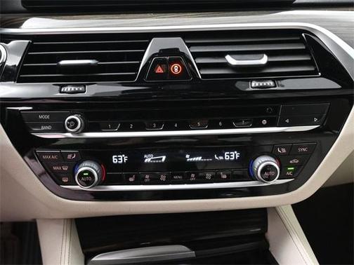 2020 BMW 530 i