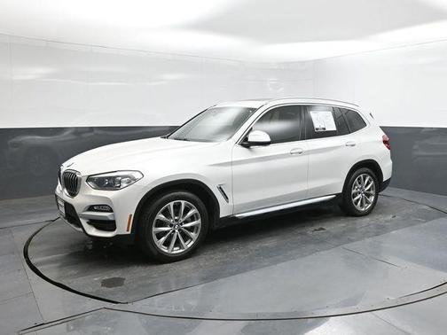 Mineral White Metallic 2019 BMW X3 sDrive30i