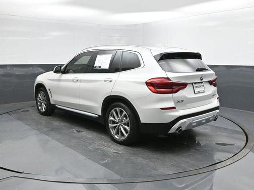 Mineral White Metallic 2019 BMW X3 sDrive30i