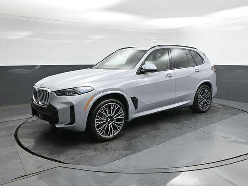 Gray Metallic 2026 BMW X5 sDrive40i