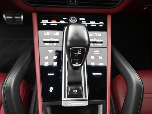 2019 Porsche Cayenne Base