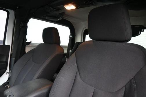 Bright White Clearcoat 2014 Jeep Wrangler Sport