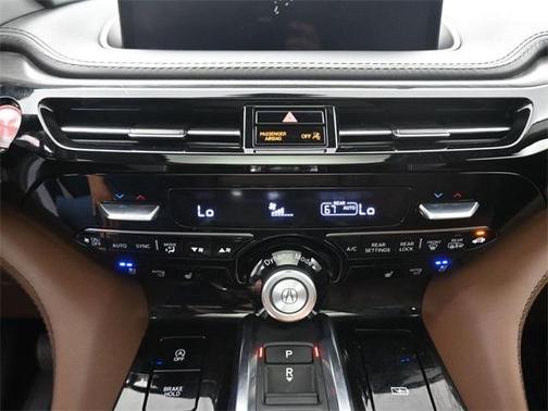 2022 Acura MDX Advance