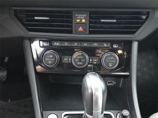 2019 Volkswagen Jetta 1.4T R-Line