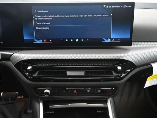 2025 BMW 330 i