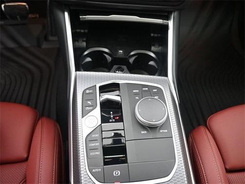 2025 BMW 330 i