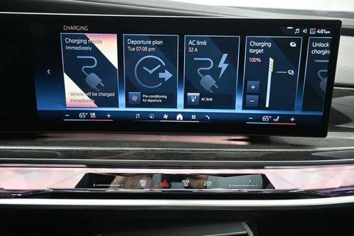 Alpine White 2023 BMW i7 xDrive60