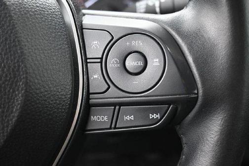 UNDERGROUND 2025 Toyota Corolla SE