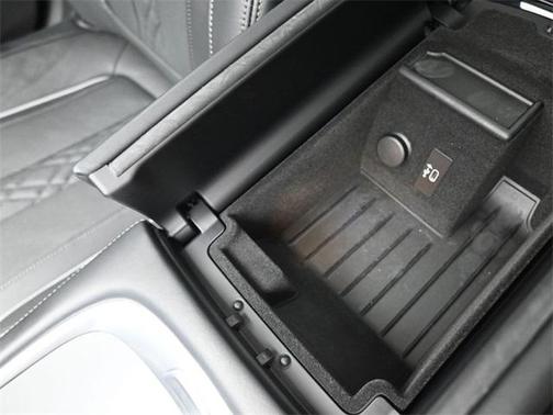 2022 BMW 750 i xDrive